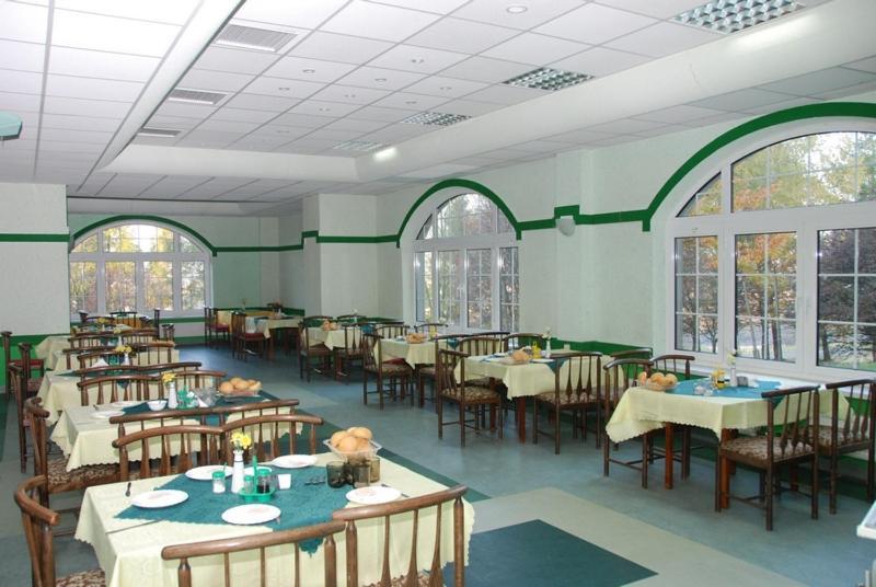 Osrodek Uzdrowiskowy Beskid Hotel Wysowa-Zdrój Exterior foto